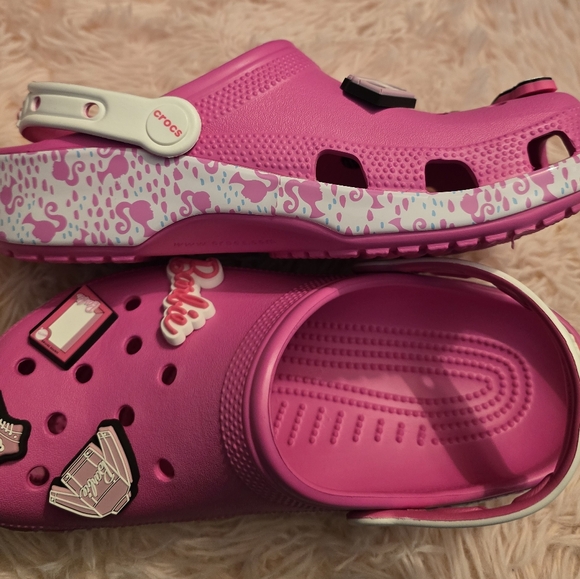 Barbie Crocs Women's size 9 Like New, never worn! - Picture 14 of 15